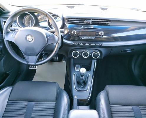 alfa romeo giulietta (8)