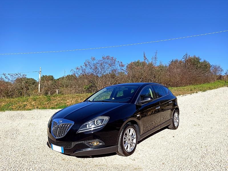 Lancia Delta (1)
