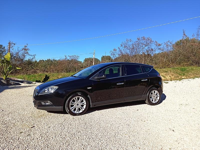 Lancia Delta (4)