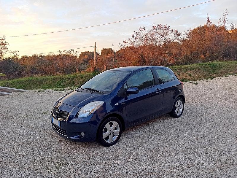 Yaris d-4d (1)