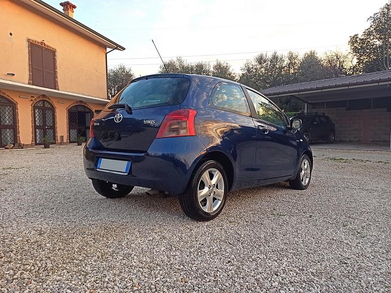 Yaris d-4d (4)