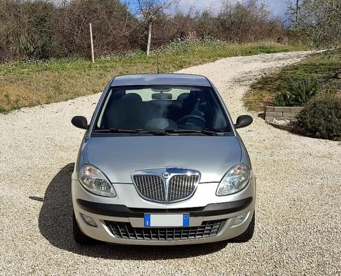 Lancia Ypsilon 1 (1)