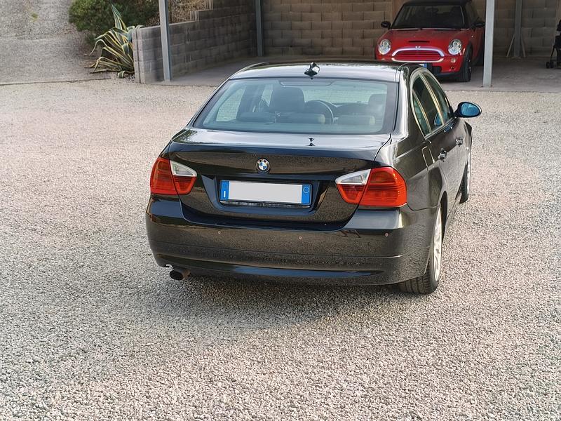 Bmw 320d e90 (7)