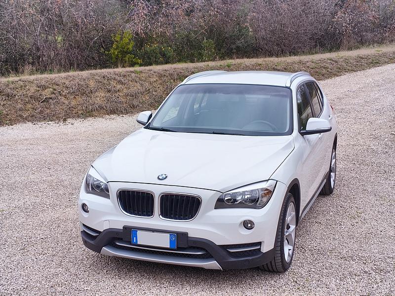 Bmw X1 18d xdrive (11)