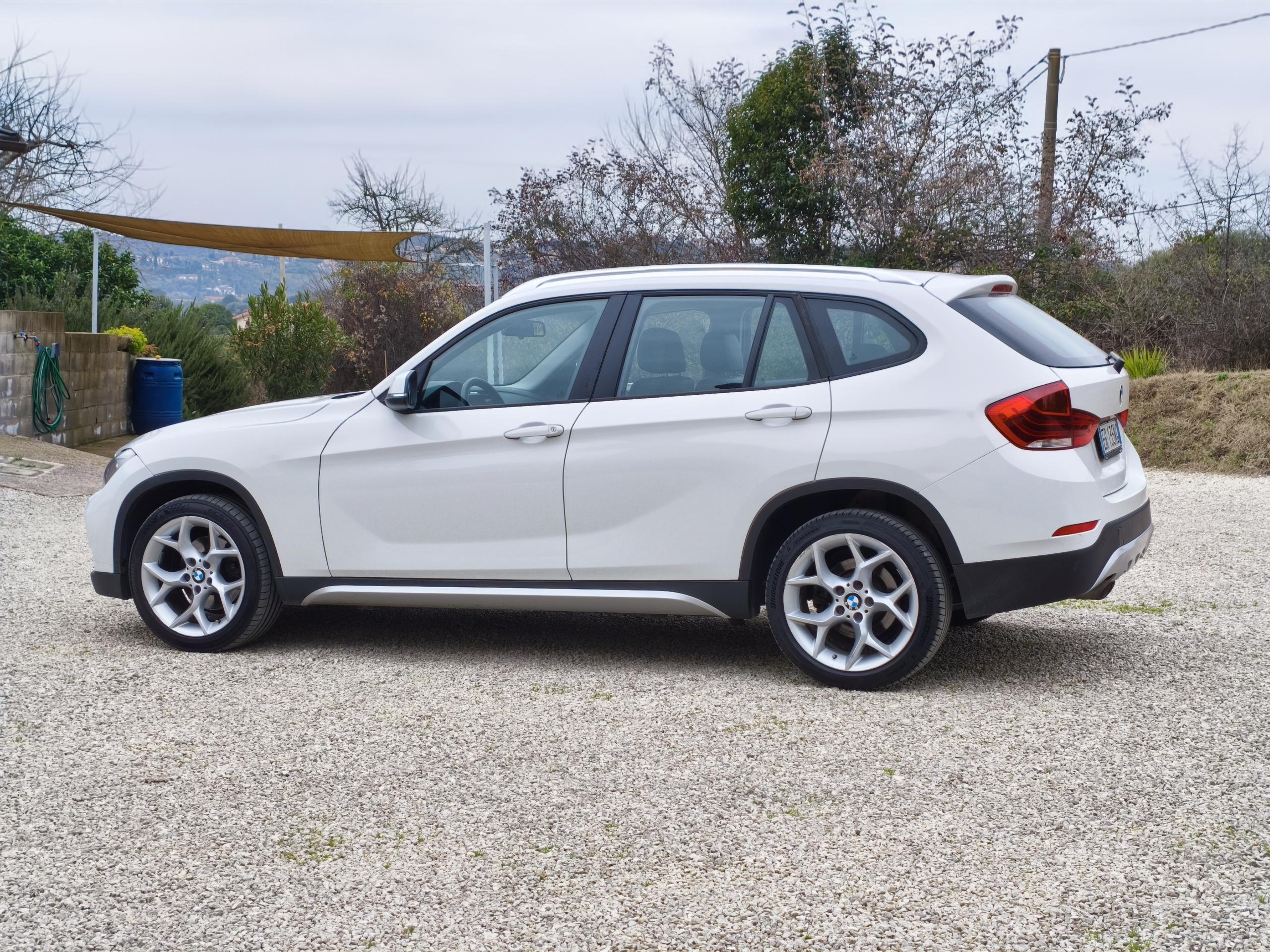 Bmw X1 18d xdrive (8)