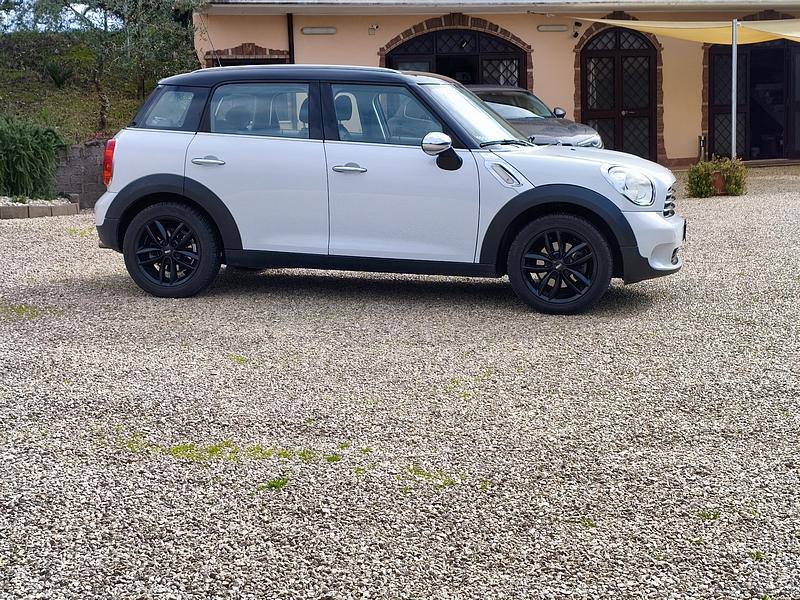 Mini Countryman 1.6 Cooper (4)