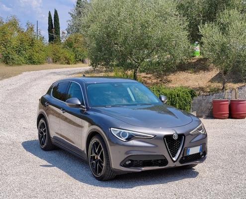 Alfa Romeo Stelvio (1)